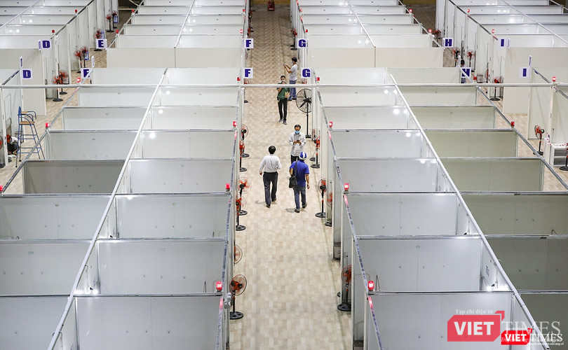 Bệnh viện dã chiến Tiên Sơn trong công đoạn hoàn thiện