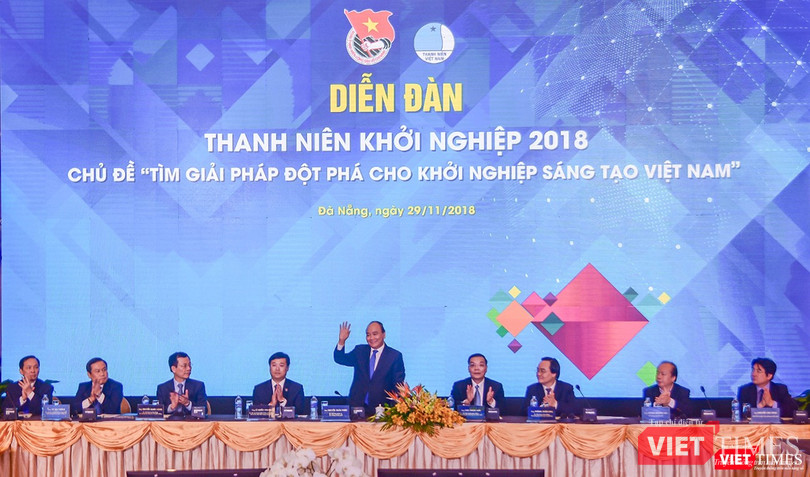 Thủ tướng Chính phủ Nguyễn Xuân Phúc tại Diễn đàn Thanh niên khởi nghiệp 2018 mang chủ đề “Tìm giải pháp đột phá cho Khởi nghiệp sáng tạo Việt Nam” Thủ tướng Chính phủ Nguyễn Xuân Phúc tại Diễn đàn Thanh niên khởi nghiệp 2018 mang chủ đề “Tìm giải pháp đột phá cho Khởi nghiệp sáng tạo Việt Nam”