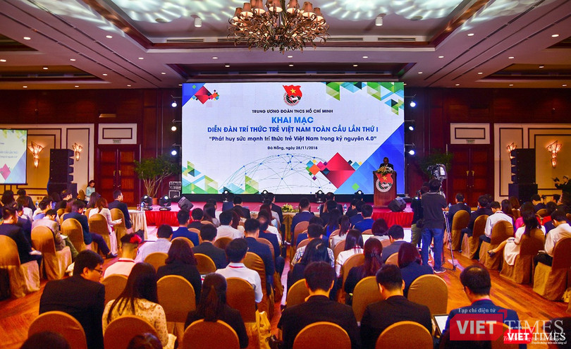 Diễn đàn có sự tham dự của lãnh đạo Chính phủ, các Bộ ngành, cùng 100 nhà đầu tư trong và ngoài nước, cùng hơn 200 trí thức trẻ Việt Nam đang sinh sống và làm việc từ 21 quốc gia, thuộc 52 chuyên ngành.