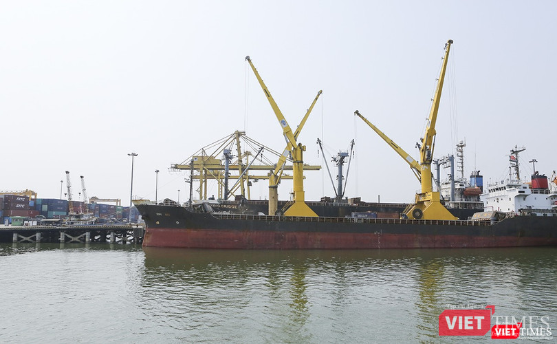 Cảng Tiên Sa, Đà Nẵng, một trong những đầu mối cảng biển tại miền Trung Cảng Tiên Sa, Đà Nẵng, một trong những đầu mối cảng biển tại miền Trung