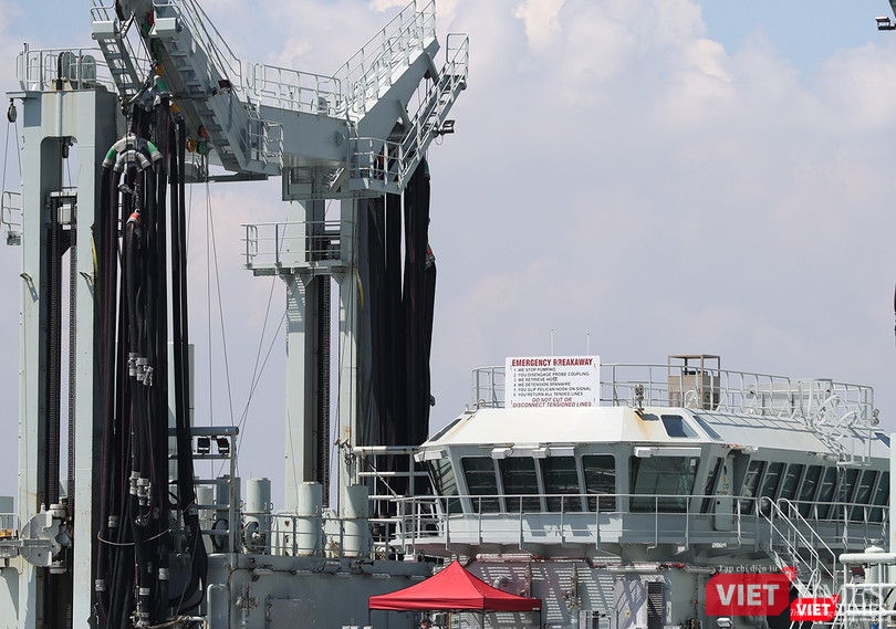 Hệ thống điều khiển cung ứng cấp liệu hậu cận trên tàu