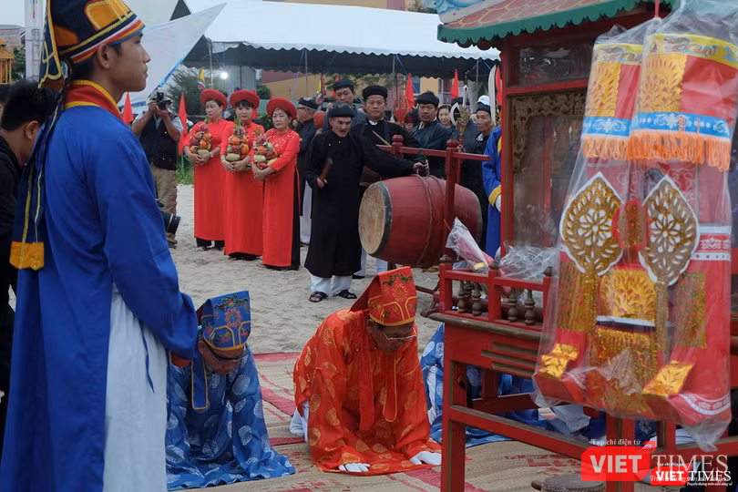Phần nghi lễ tế thần trong Lễ hội Cầu ngư Đà Nẵng năm 2019