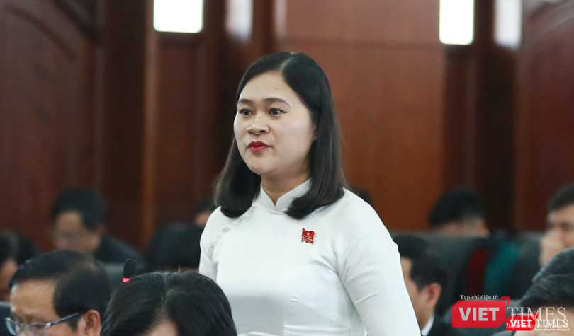 Đại biểu Cao Thị Huyền Trân yêu cầu Giám đốc Sở Du lịch trả lời cho cử tri biết về việc quản lý, giám sát đối với Tour 0 đồng