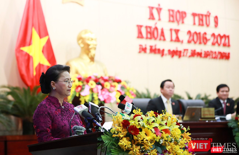 Theo Chủ tịch Quốc hội Nguyễn Thị Kim Ngân, Đà Nẵng không được chững lại, cần phát triển tương xứng với tiềm năng và sự quan tâm của Trung ương Theo Chủ tịch Quốc hội Nguyễn Thị Kim Ngân, Đà Nẵng không được chững lại, cần phát triển tương xứng với tiềm năng và sự quan tâm của Trung ương