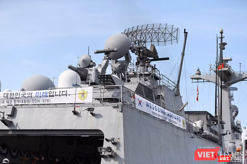 Tàu sở hữu hệ thống radar vệ tinh tân tiến