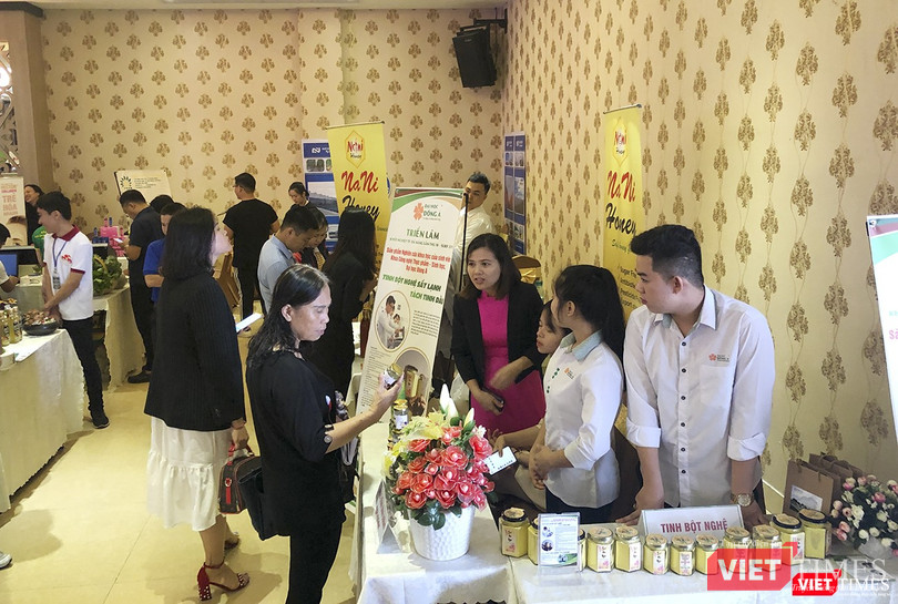 Gian hàng trưng bày tại sự kiện SURF 2019