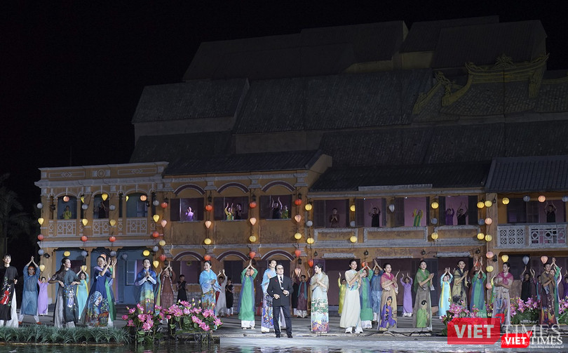 Chương trình có sự tham dự cả danh ca Evis Phương