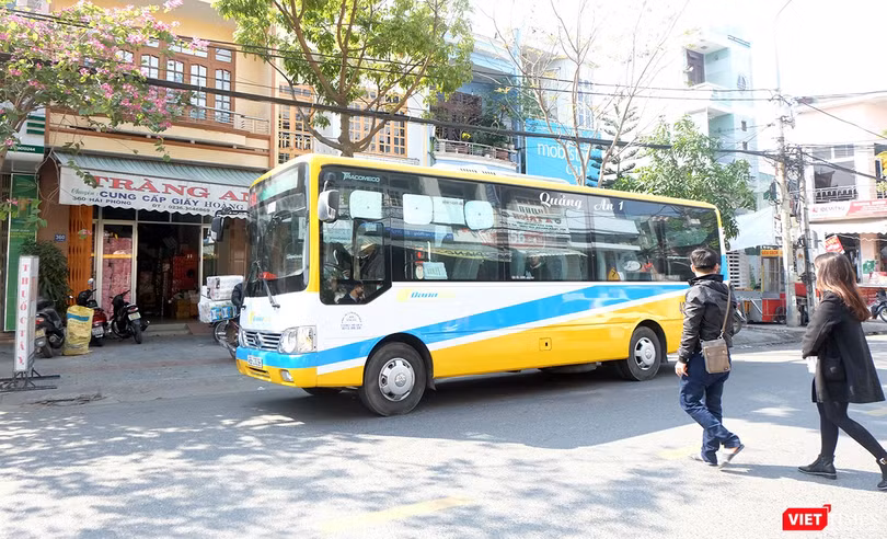Mặc dù được trợ giá, nhưng ượng hành khách đi xe buýt ở Đà Nẵng vẫn rất thưa thớt Mặc dù được trợ giá, nhưng ượng hành khách đi xe buýt ở Đà Nẵng vẫn rất thưa thớt