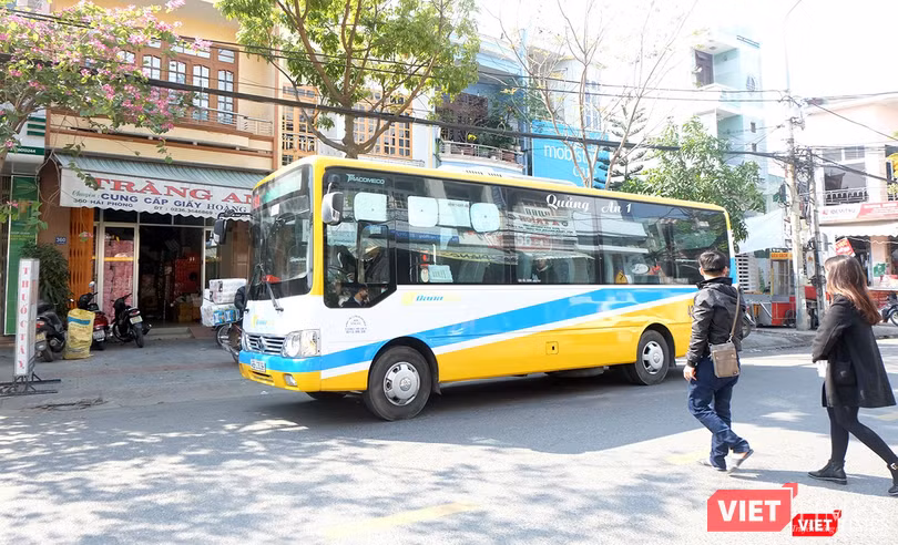 Mặc dù được trợ giá, nhưng ượng hành khách đi xe buýt ở Đà Nẵng vẫn rất thưa thớt
