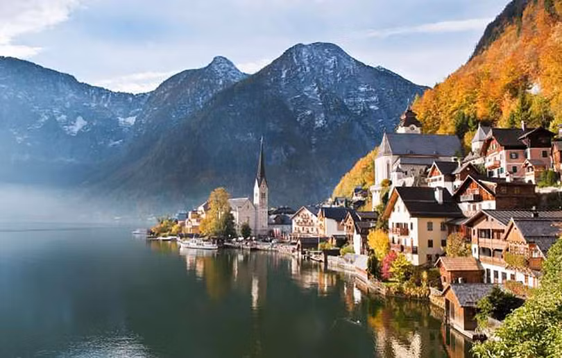 Hồ Hallstatt, Salzkammergut, Áo (ảnh Westend 61)
