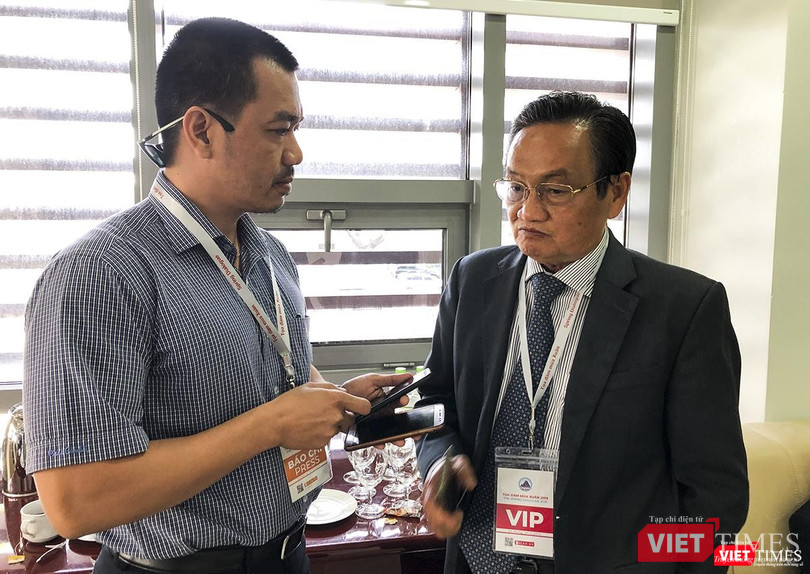 TS Trần Du Lịch trả lời phỏng vấn VietTimes bên lề sự kiện Tọa đàm mùa Xuân 2019 do Thành ủy, UBND TP Đà Nẵng tổ chức hôm 1/3/2019 TS Trần Du Lịch trả lời phỏng vấn VietTimes bên lề sự kiện Tọa đàm mùa Xuân 2019 do Thành ủy, UBND TP Đà Nẵng tổ chức hôm 1/3/2019