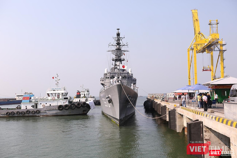 Tàu JS SETOYUKI số hiệu 3518 cập cảng Tiên Sa