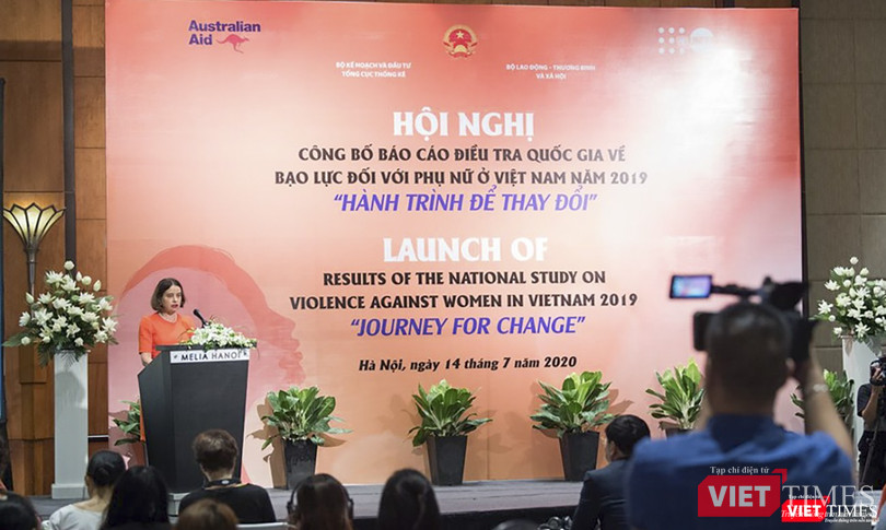 Bà Nguyễn Thị Hà - Thứ trưởng Bộ LĐ-TB&XH - phát biểu tại buổi công bố (ảnh Minh Châu)