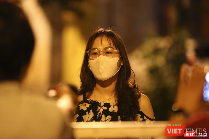 Nét rạng ngời ghi lại trên gương mặt người dân nơi đây