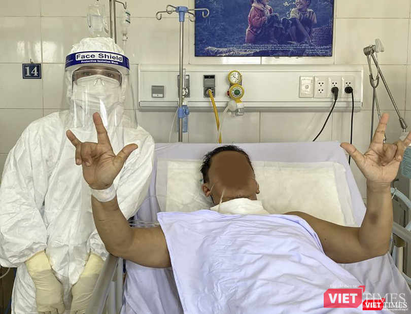 Bệnh nhân mắc COVID-19 thứ 582 vừa được điều trị khỏi bệnh Bệnh nhân mắc COVID-19 thứ 582 vừa được điều trị khỏi bệnh