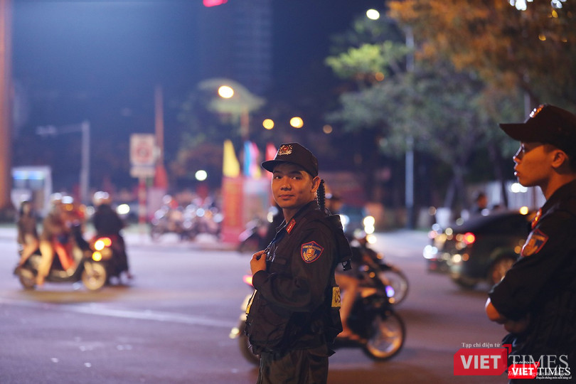 Giữ bình yên cho người dân chơi xuân