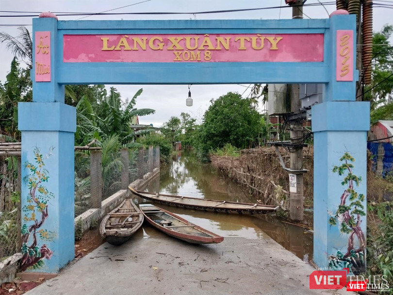 "Bến sông" bất đắc dĩ ngay trên tuyến đường liên thôn