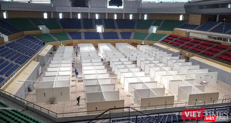 Toàn cảnh Bệnh viện dã chiến Tiên Sơn trong ngày đầu tháo dỡ