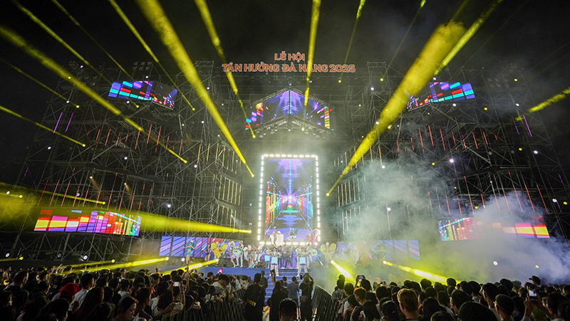 Ấn tượng đêm khai mạc Lễ hội Tận hưởng Đà Nẵng 2025 – Enjoy Danang Festival 2025