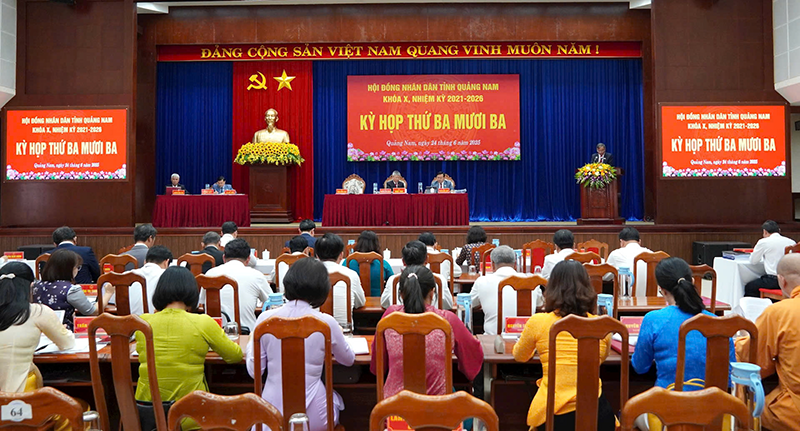 Quang cảnh kỳ họp thứ 33, HĐND tỉnh Quảng Nam khóa X, nhiệm kỳ 2021 - 2026.