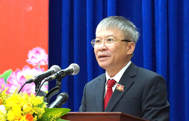 Ông Nguyễn Đức Dũng, Chủ tịch HĐND tỉnh Quảng Nam phát biểu tại kỳ họp thứ 33, HĐND tỉnh Quảng Nam khóa X, nhiệm kỳ 2021 - 2026