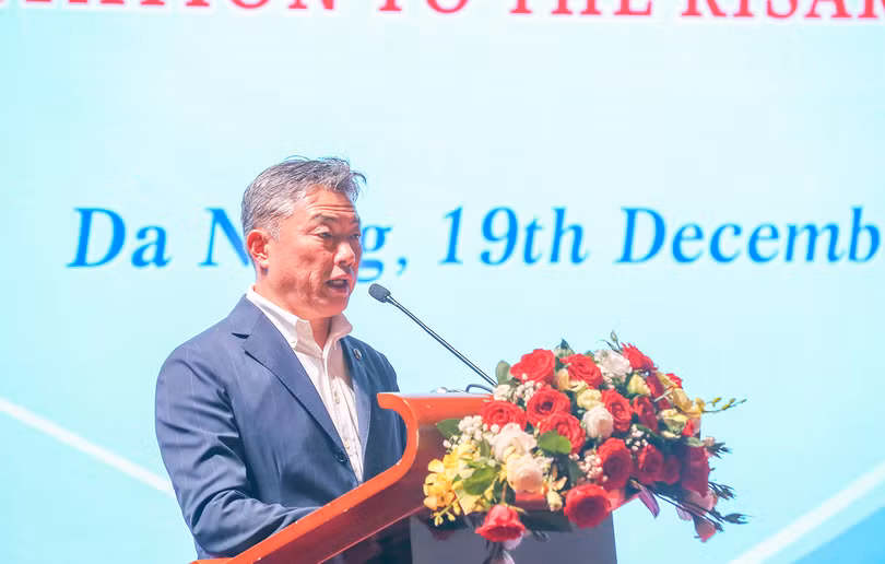 Ông Yoshikuni Wantanabe - Thị trưởng TP Kirasazu (Nhật Bản) phát biểu tại buổi xúc tiến du lịch TP Kirasazu với TP Đà Nẵng