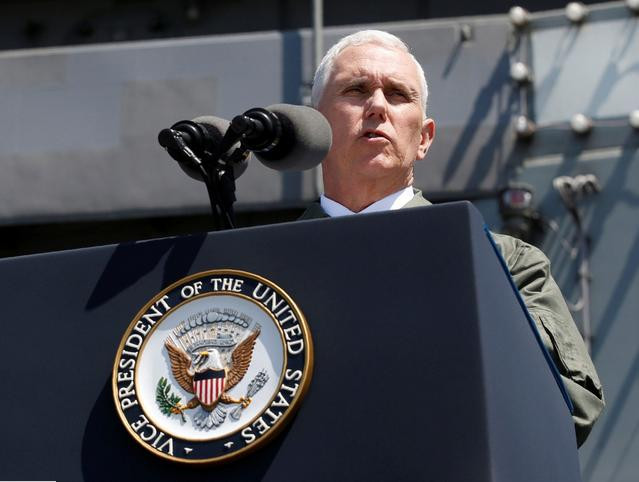 Phó Tổng thống Mỹ Mike Pence. Ảnh: Dwnews