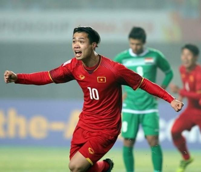 Cầu thủ Công Phượng ăn mừng chiến thắng sau bàn mở tỷ số trận đấu.