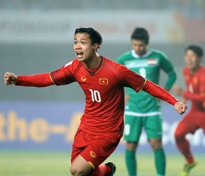 Cầu thủ Công Phượng ăn mừng chiến thắng sau bàn mở tỷ số trận đấu.