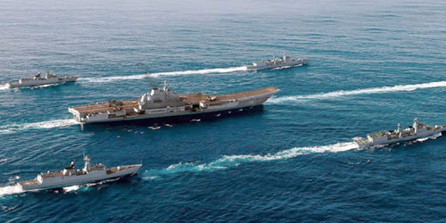 Biên đội tàu sân bay Liêu Ninh đến vùng biển Tây Thái Bình Dương tiến hành huấn luyện biển xa. Ảnh: mod.gov.cn