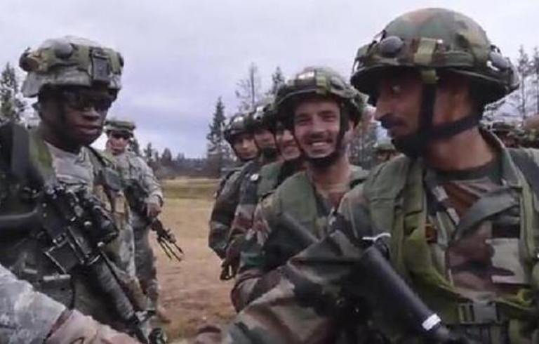 Binh sĩ Mỹ và Ấn Độ trong một cuộc tập trận chung. Ảnh: Cankao