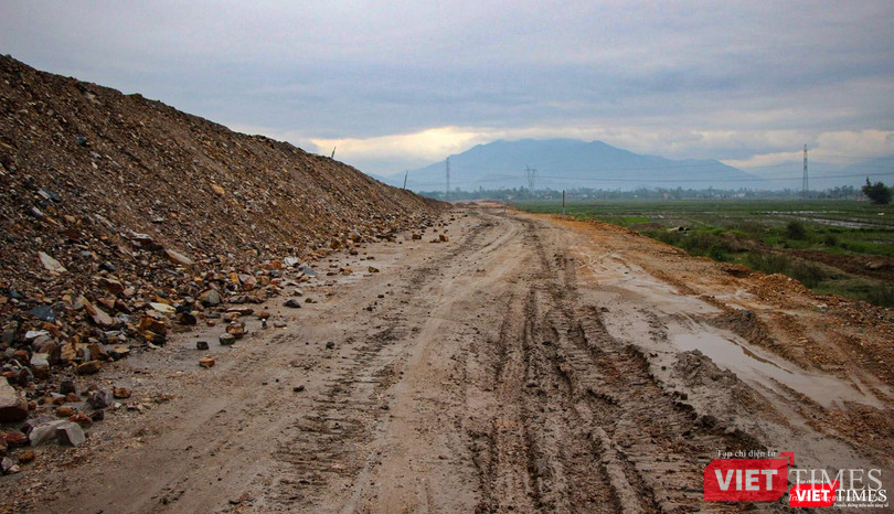 Dự án đường vành đai phía Tây TP Đà Nẵng đang thi công dở dang, chậm tiến độ