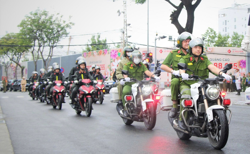 Công an Đà Nẵng ra quân tấn công tội phạm trên địa bàn.