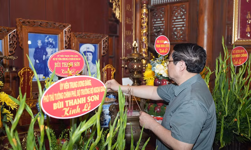 thu tuong pham minh chinh 1.png