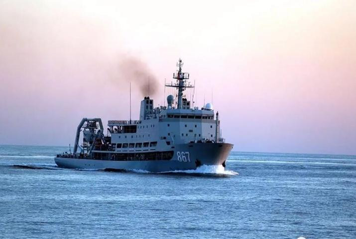 Tàu cứu hộ tàu ngầm Trường Đảo, Hải quân Trung Quốc. Ảnh: Sina.