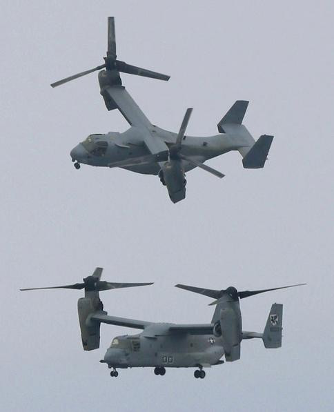 Máy bay vận tải cánh xoay nghiêng MV-22 Osprey Mỹ hạ cánh xuống tàu sân bay trực thăng Hyuga Nhật Bản trong cuộc diễn tập liên hợp ngày 14/6/2013 (ảnh tư liệu)