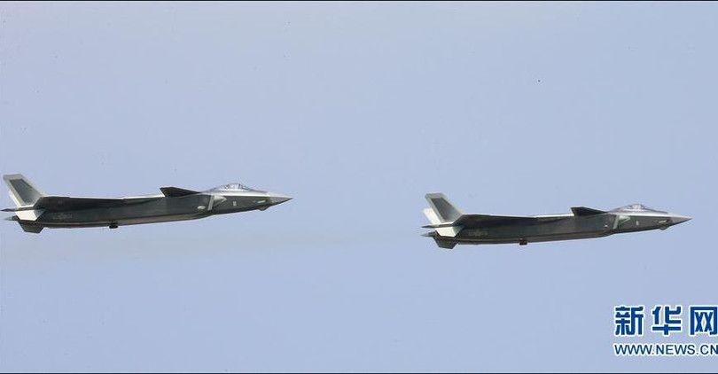 Máy bay chiến đấu J-20 tại Triển lãm hàng không Chu Hải, Trung Quốc ngày 1/11/2016. Ảnh: Tân Hoa xã