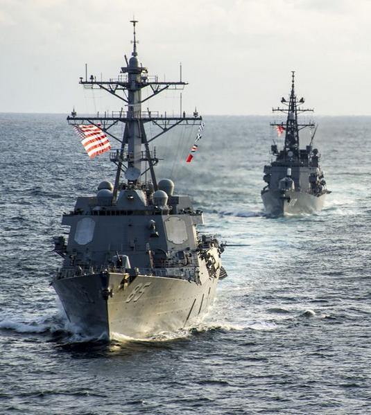 Tàu khu trục Mỹ và Nhật Bản tiến hành tập trận ở Tây Thái Bình Dương. Ảnh: Cankao