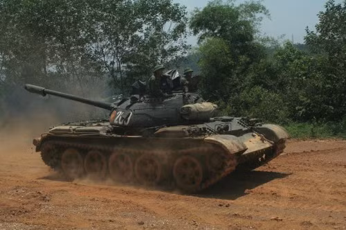 Xe tăng T55 của Lục quân Việt Nam. Ảnh: Sina