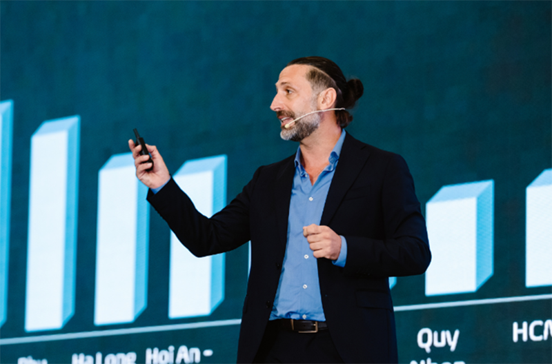 Ông Mauro Gasparotti – Giám đốc Cấp cao Savills Hotels khu vực Đông Nam Á.png