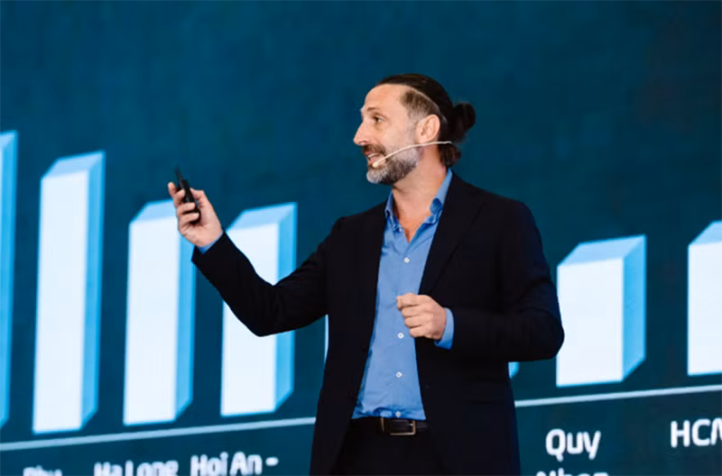 Ông Mauro Gasparotti – Giám đốc Cấp cao Savills Hotels khu vực Đông Nam Á.png