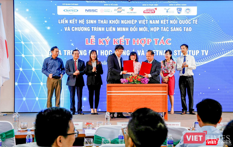 Lễ ký kết hợp tác phát triển hệ sinh thái khởi nghiệp trong môi trường sinh viên giữa Vietnam Startup TV và Đại học Đông Á