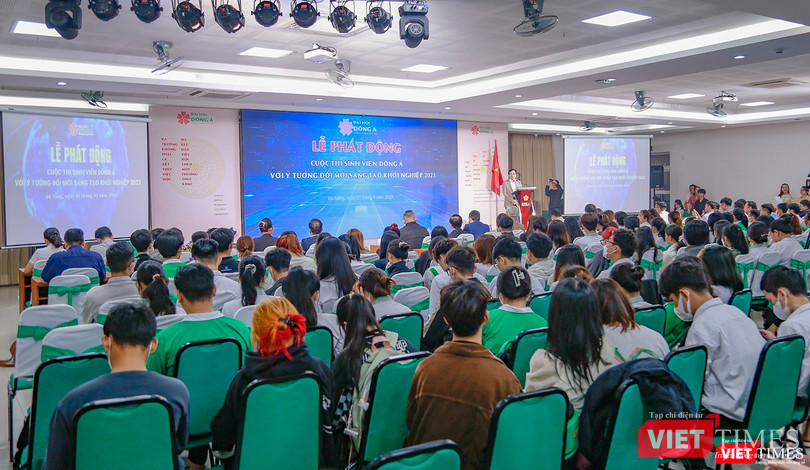 Quang cảnh lễ phát động Cuộc thi Sinh viên khởi nghiệp đổi mới sáng tạo ĐH Đông Á lần 2 năm 2023.