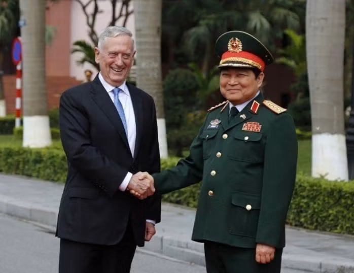 Bộ trưởng Quốc phòng Mỹ James Mattis và Bộ trưởng Quốc phòng Ngô Xuân Lịch tại Hà Nội ngày 25/1/2018. Ảnh: UDN.