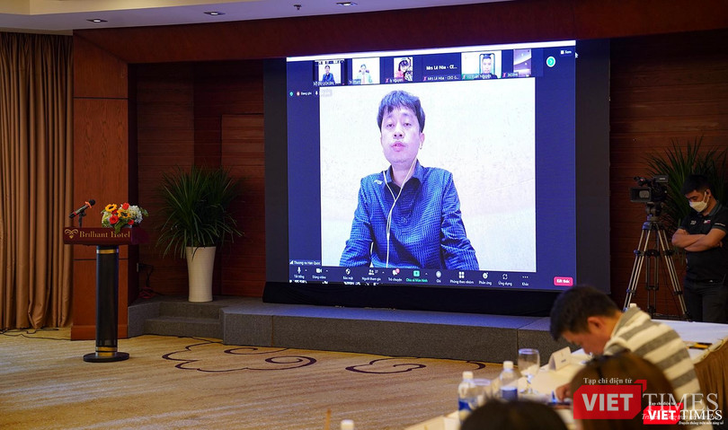 Ông Phạm Khắc Tuyên - Bí thư Thứ nhất phụ trách Thương vụ, Đại sứ quán Việt Nam tại Hàn Quốc phát biểu từ điểm cầu Hàn Quốc