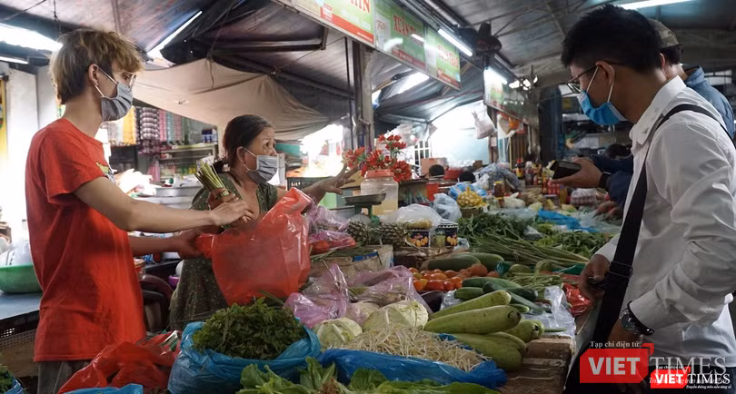 Hoạt động chợ truyền thống được xem xét nới lỏng hoạt động trong kịch bản bình thường mới của TP Đà Nẵng