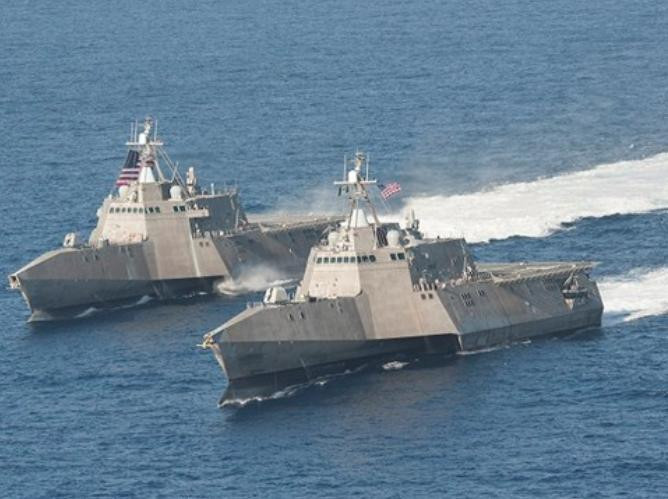 Tàu tuần duyên USS Independence LCS-2 và tàu tuần duyên USS Coronado LCS-4 của Hải quân Mỹ (ảnh tư liệu)