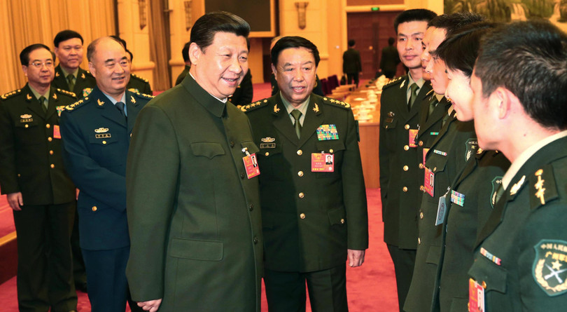 Ông Tập Cận Bình và các tướng lĩnh của Trung Quốc.