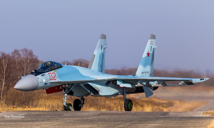 Máy bay chiến đấu Su-35 Nga. Ảnh: Sina Trung Quốc.