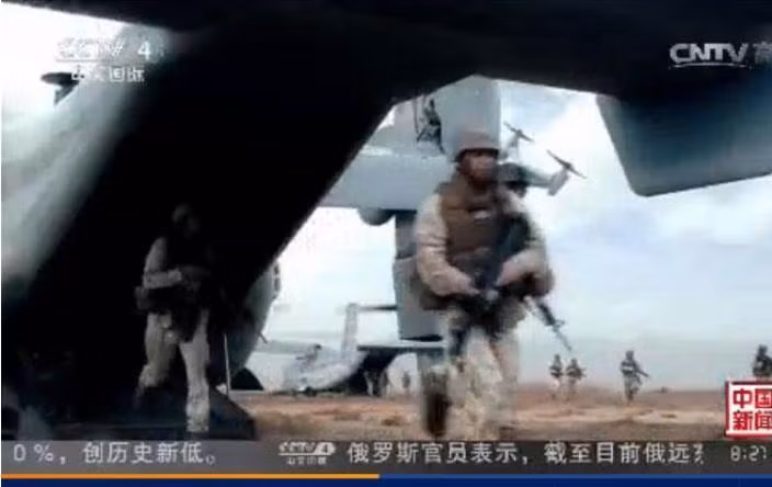 Gần đây, đài truyền hình CCTV Trung Quốc phát sóng phim tài liệu về lực lượng hải quân đánh bộ để khoe khả năng tấn công đánh chiếm đảo đá. Ảnh: Chinatimes Đài Loan.